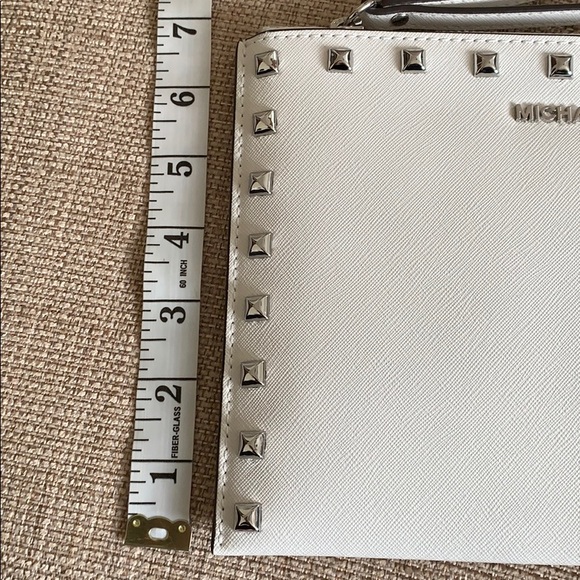 Michael Kors Leather XL Zip Clutch Wristlet White - Picture 10 of 15